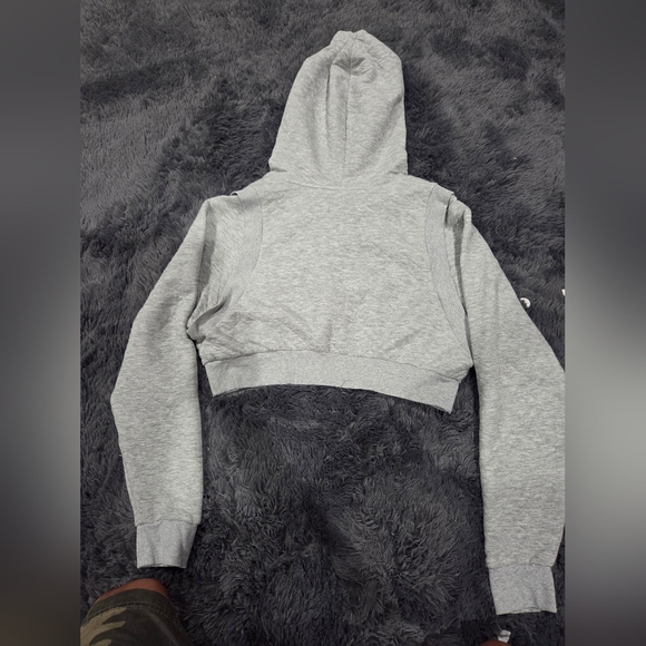 Alo Yoga Quilted Cropped Arena Hoodie Size Xs Silver - Picture 3 of 3